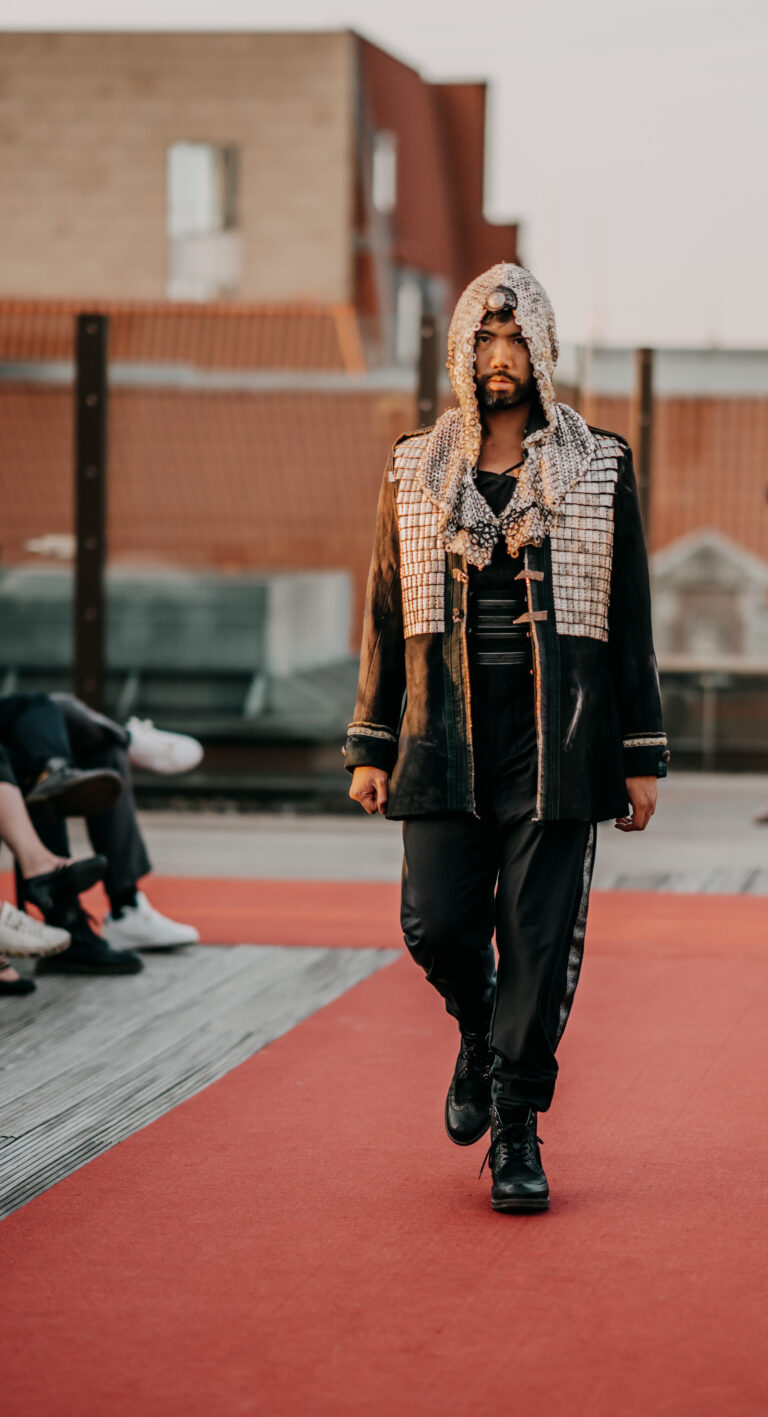 model "Salahaddin" on the catwalk